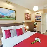 Aparthotel Milada 4*
