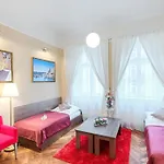 Milada 4*
