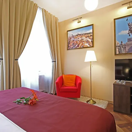 Milada Aparthotel 4*