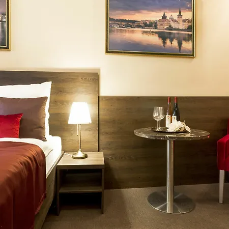 Milada Aparthotel 4*