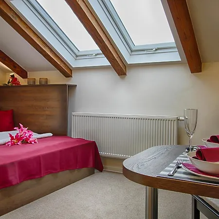 Milada Hotel apartamentowy 4*