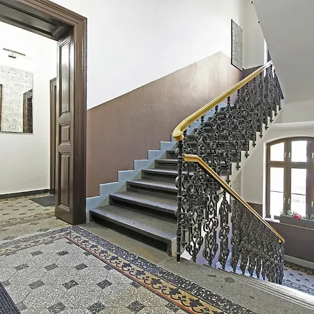 Milada Hotel apartamentowy 4*