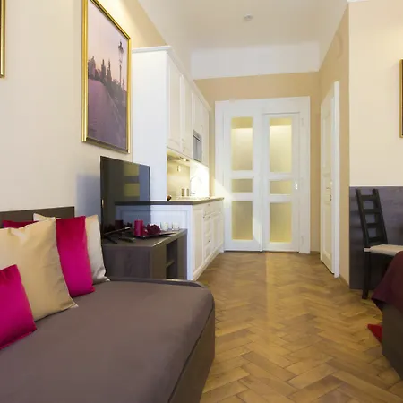 Hotel apartamentowy Milada
